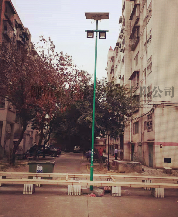 济宁8米高太阳能灯杆